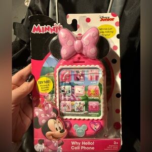 Minnie Mouse bow-tique why hello cell phone, ages 3+